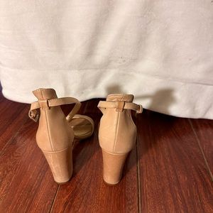 Vince Camuto beige ankle strap heel Sandal size 6.5 normal use has some marks